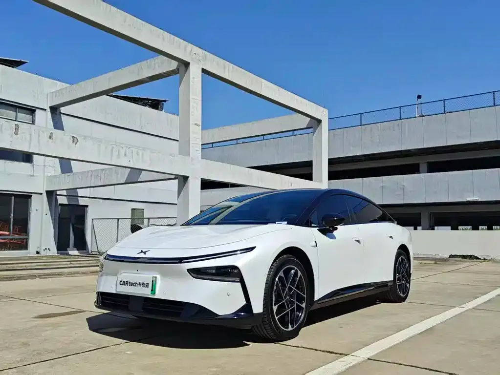 XPeng P7+ — фото 1