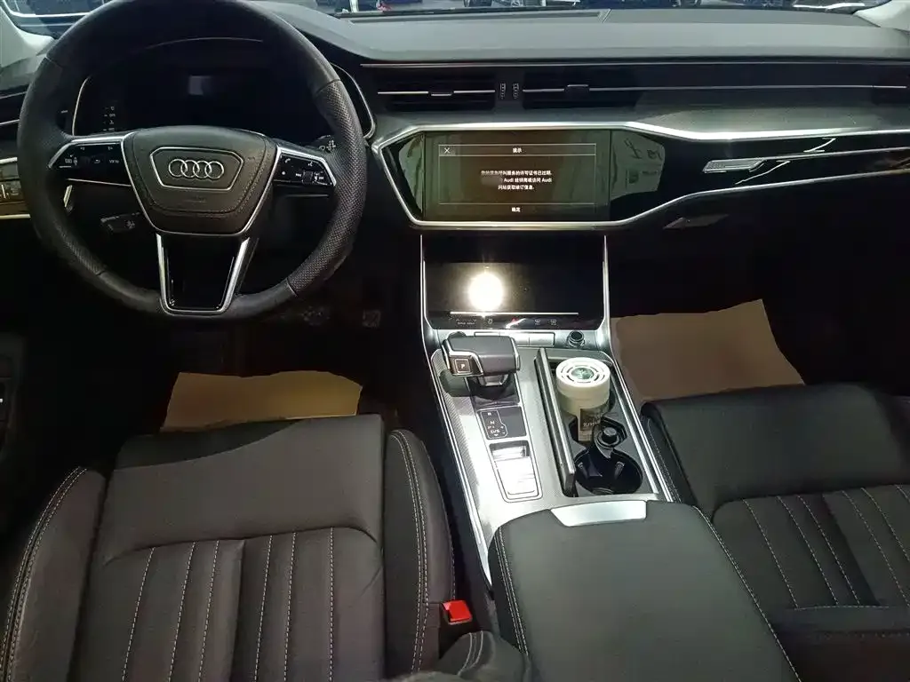 Audi A6L — фото 10