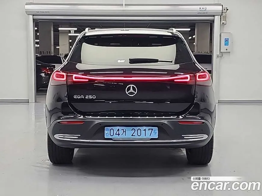 Mercedes-Benz EQA — фото 2