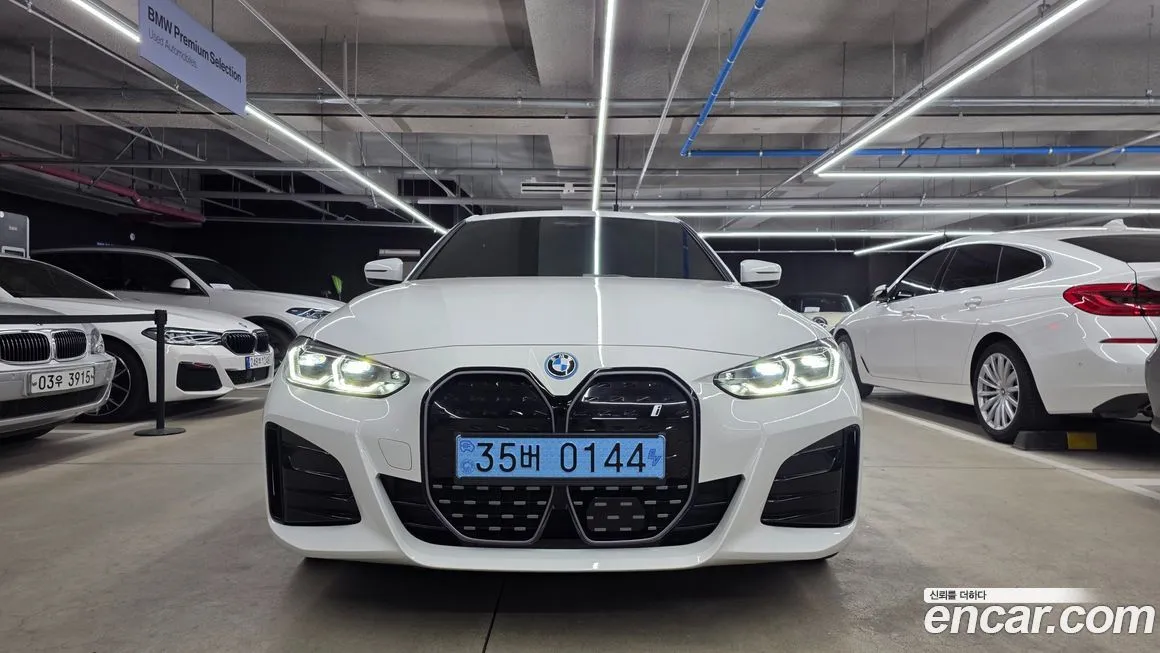 BMW i4 — фото 4
