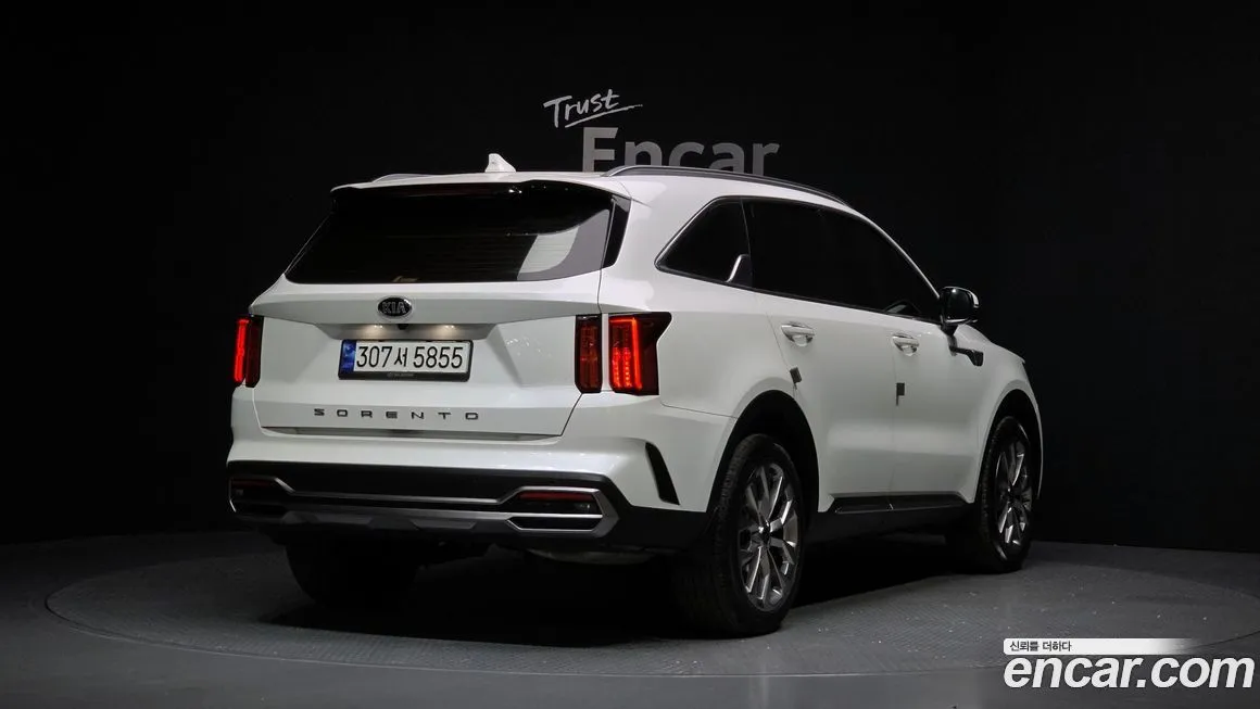 Kia Sorento — фото 4
