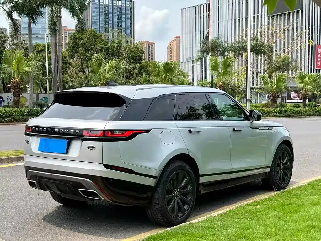 Land Rover Velar — фото 10