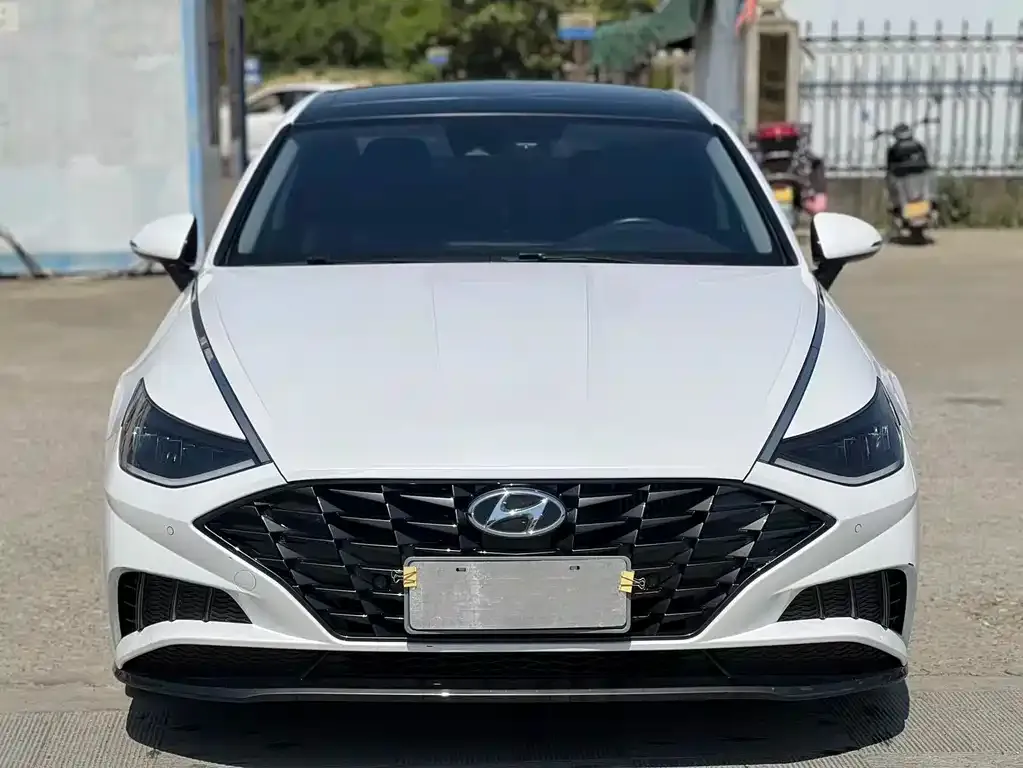 Hyundai Sonata — фото 5