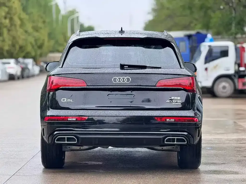 Audi Q5L — фото 7