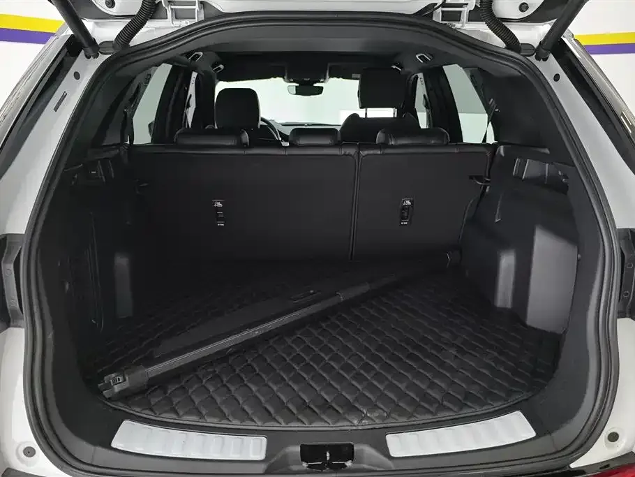 Land Rover Discovery Sport — фото 8