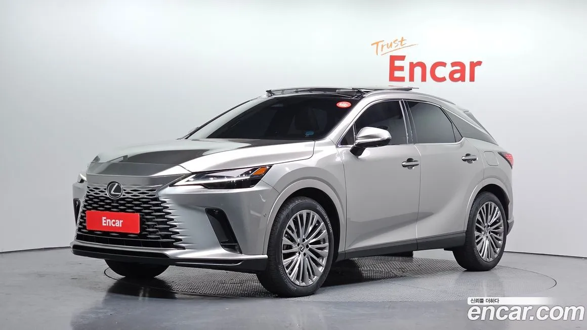 Lexus RX — фото 1