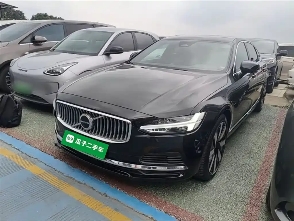 Volvo S90 PHEV — фото 1