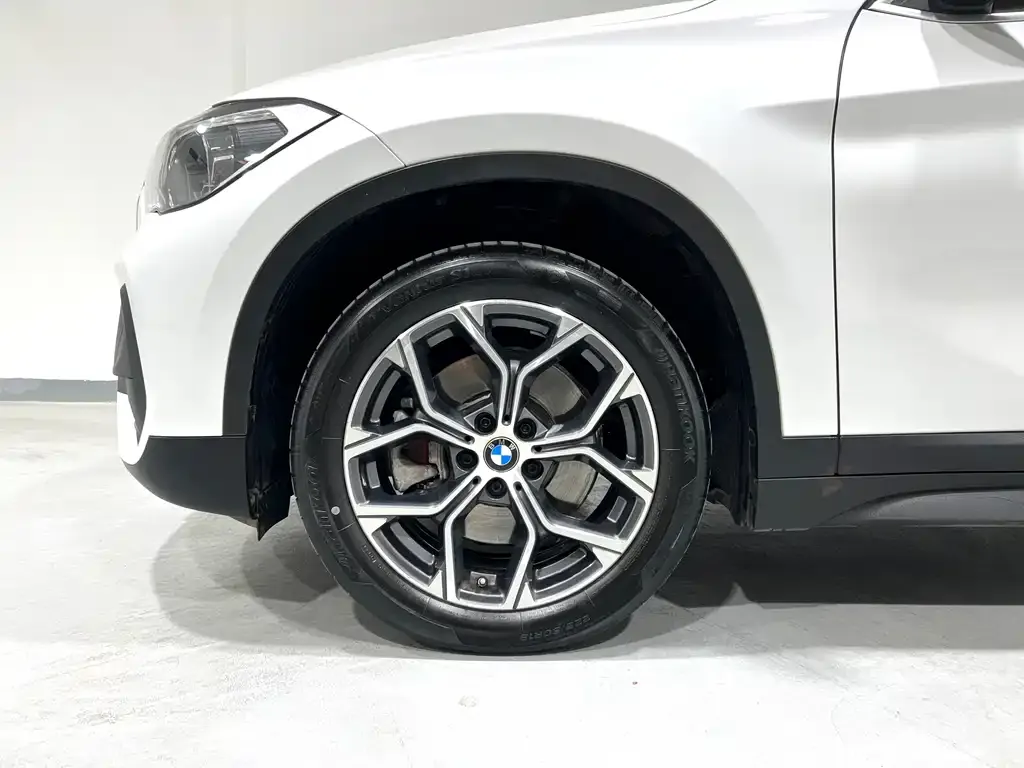BMW X1 — фото 6