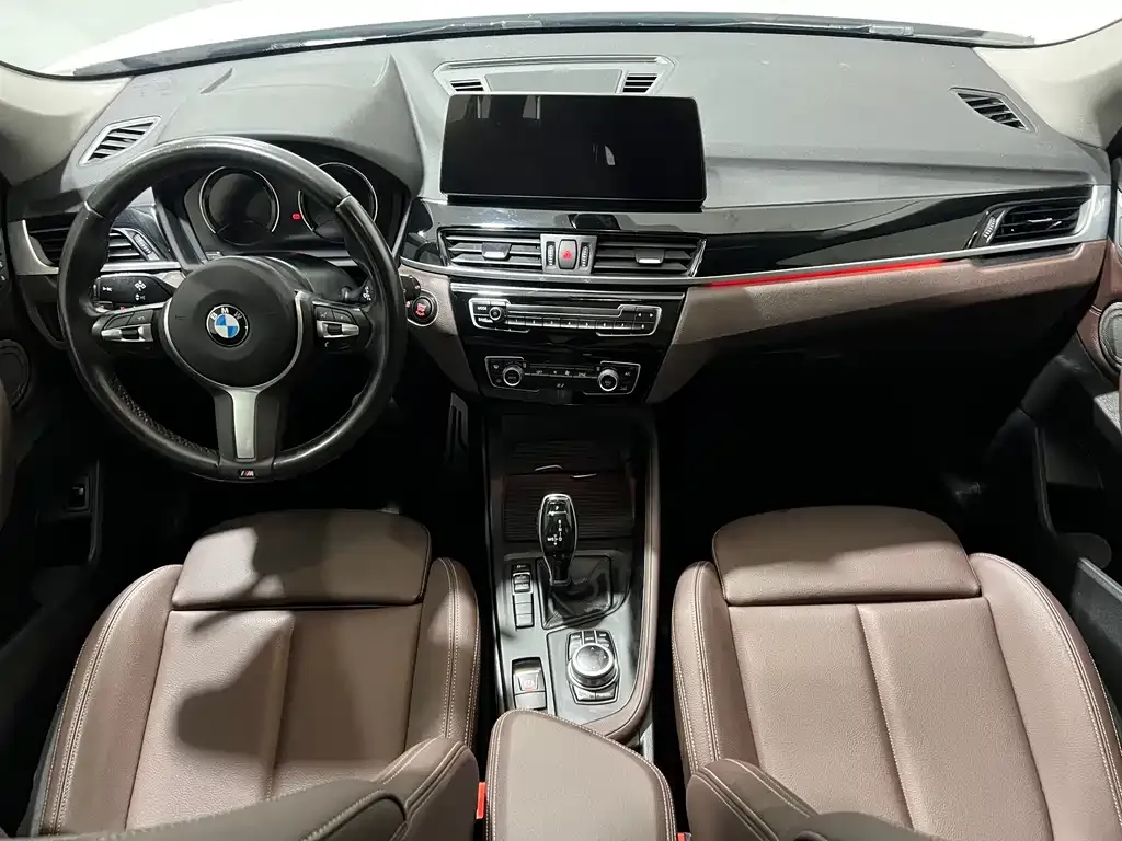 BMW X1 — фото 10