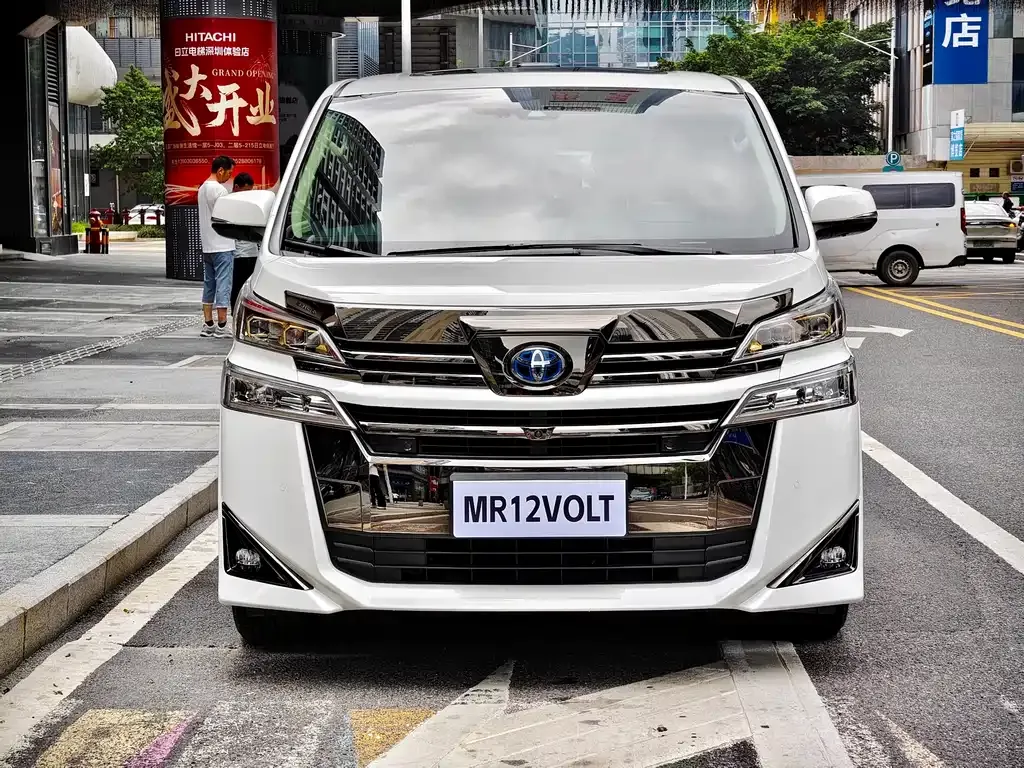 Toyota Vellfire — фото 5