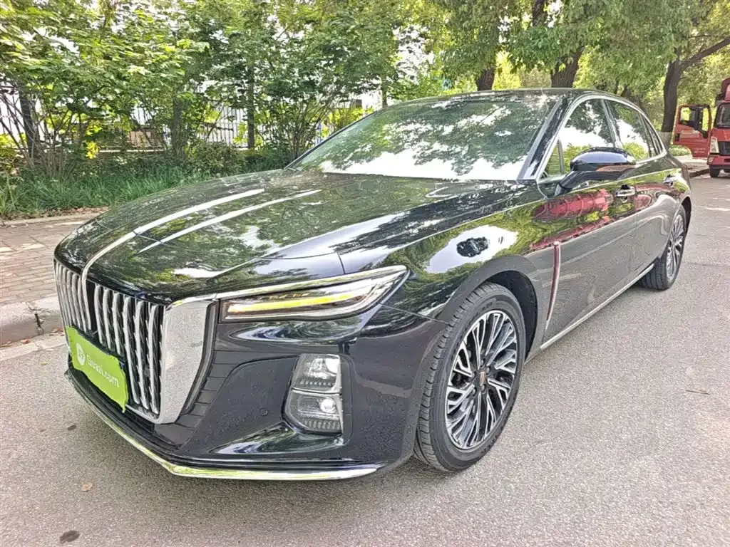 Hongqi H5 — фото 1