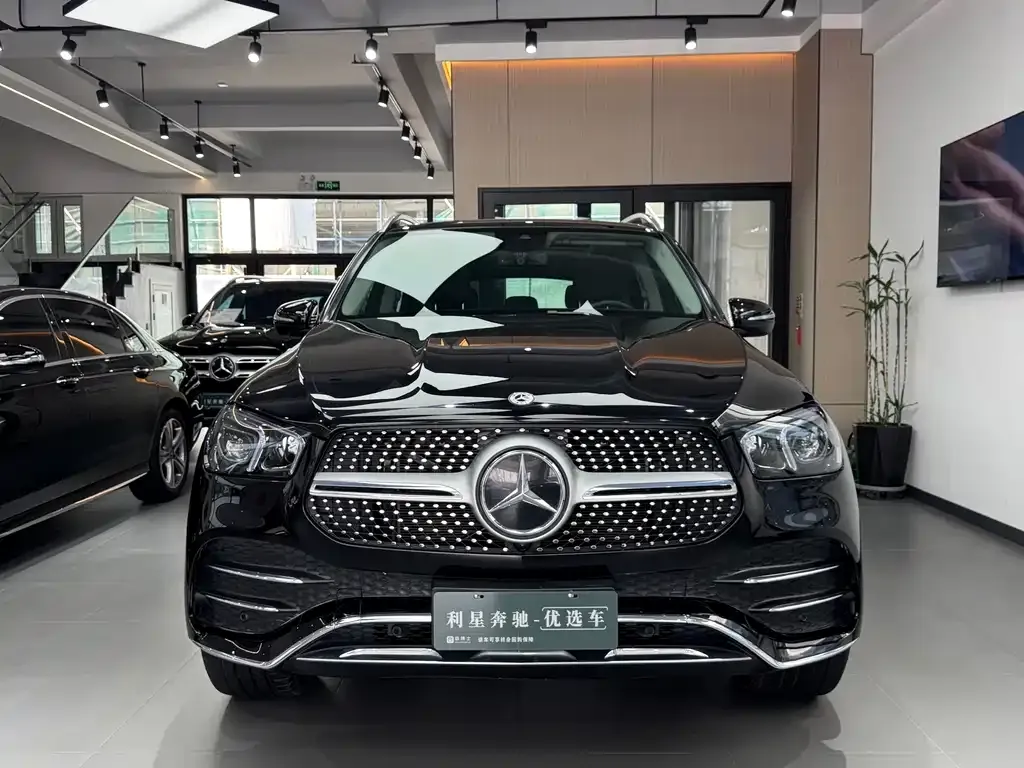 Mercedes-Benz GLE — фото 10