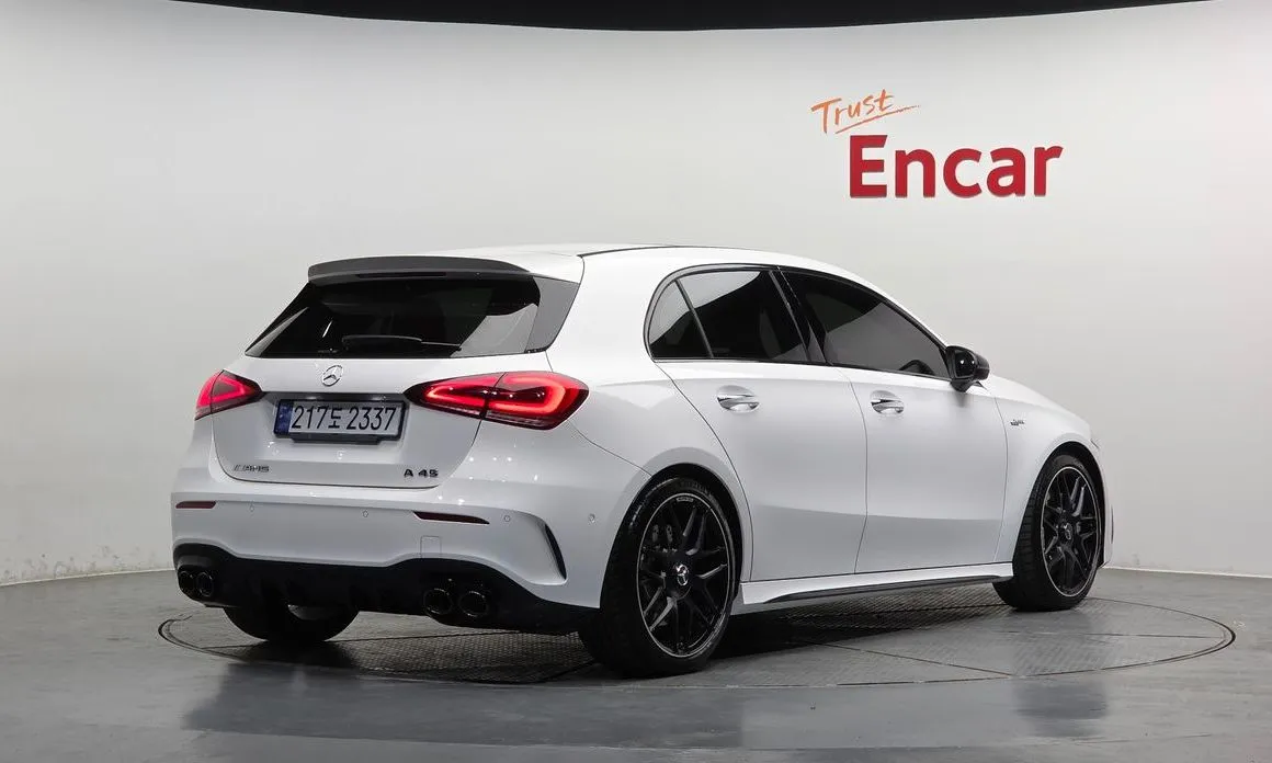 Mercedes-Benz A-Class — фото 6