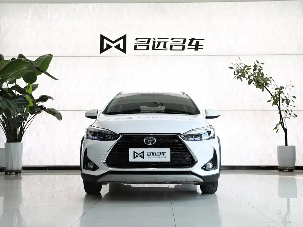 Toyota Yaris L — фото 6