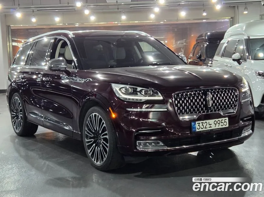 Lincoln Aviator — фото 10