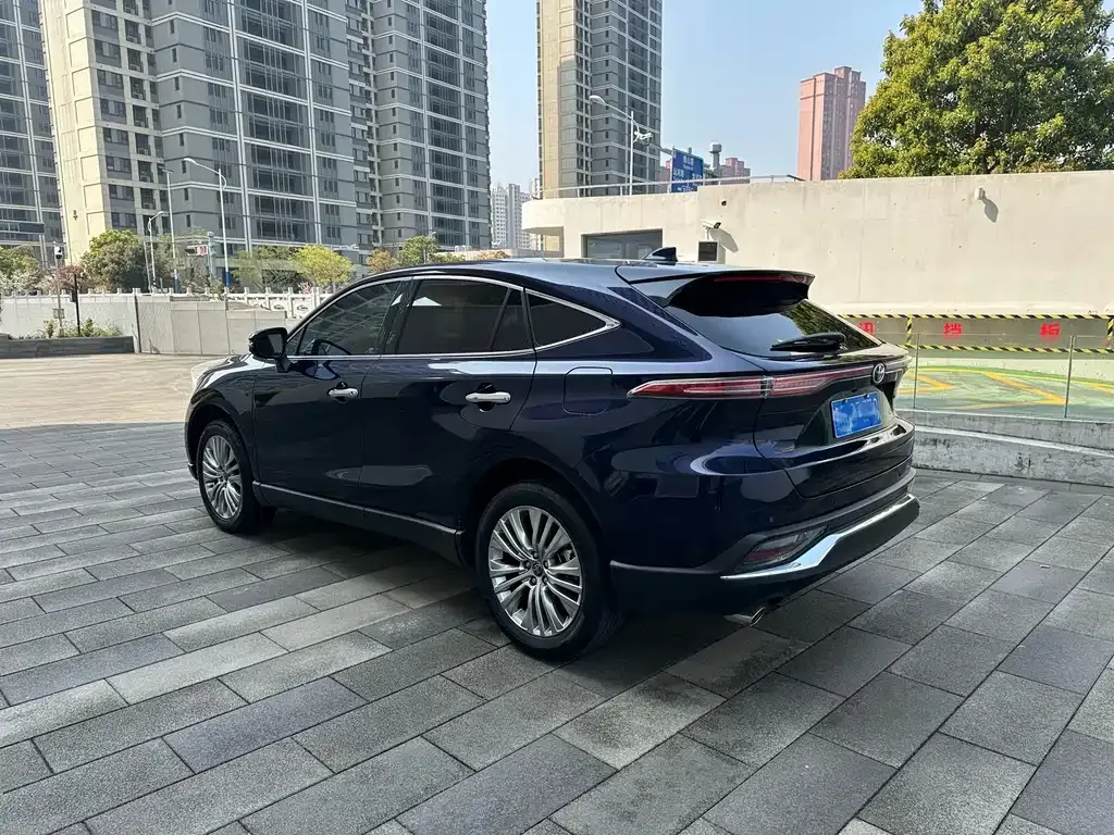 Toyota Harrier — фото 5