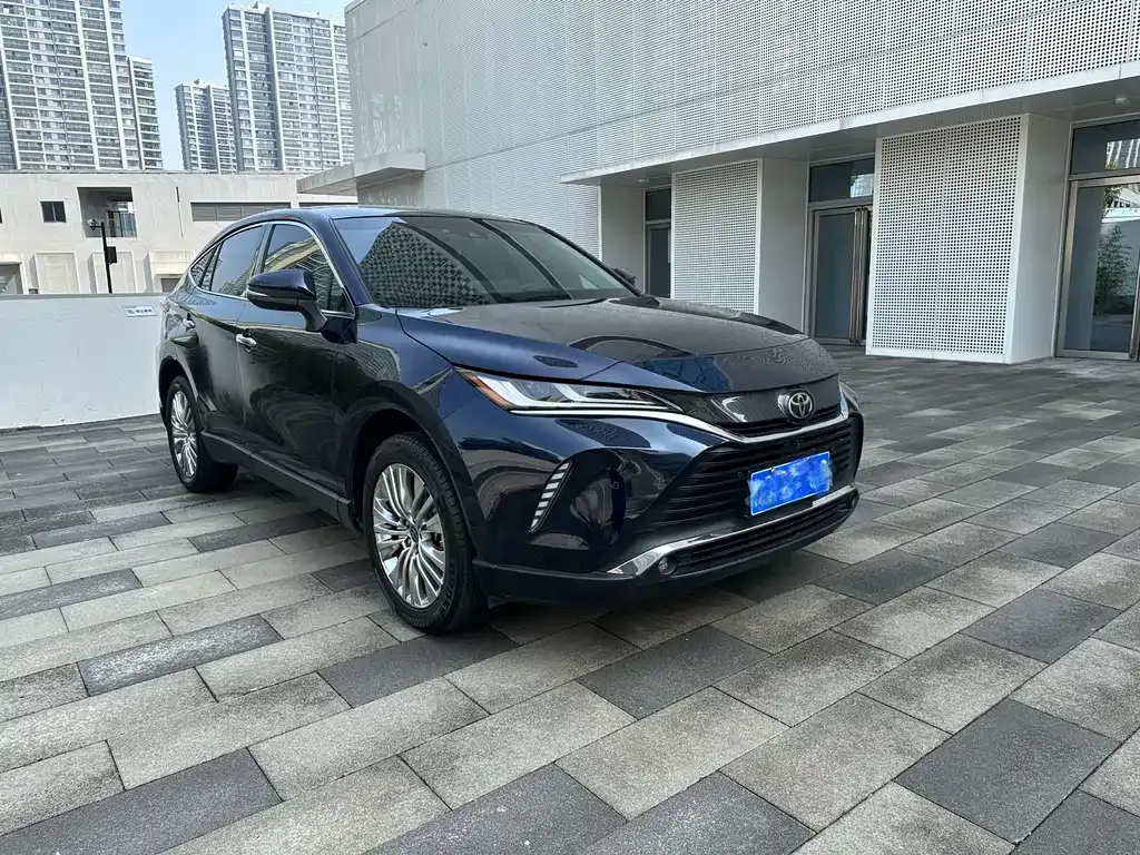 Toyota Harrier — фото 10