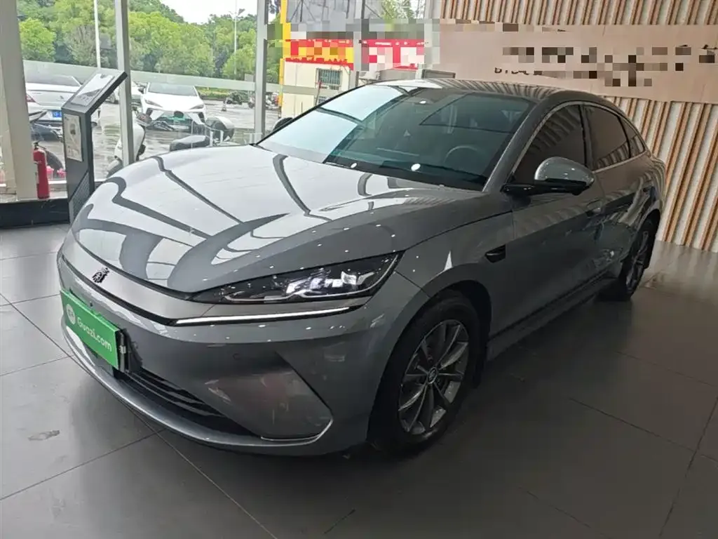 BYD Qin L — фото 1