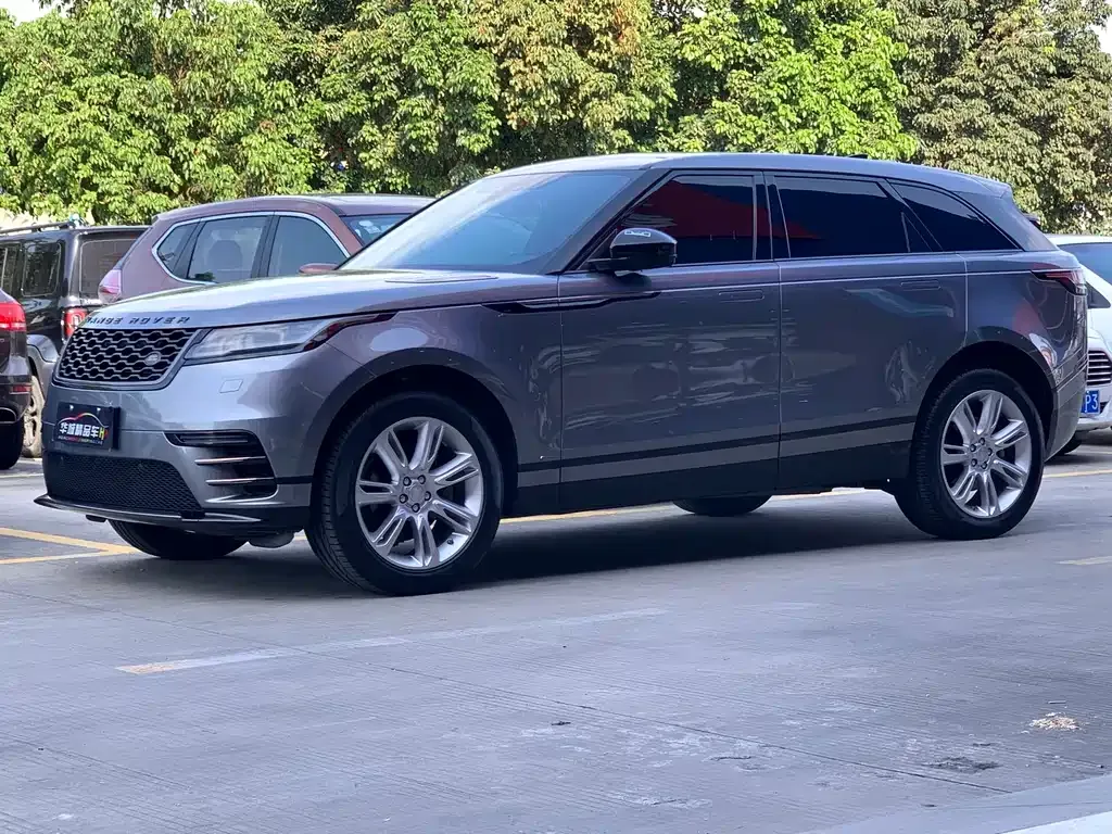 Land Rover Velar — фото 1