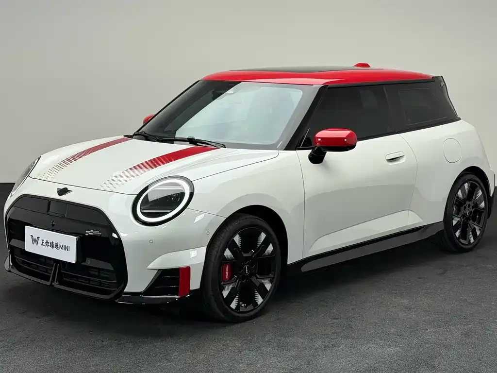 MINI JCW Electric — фото 1