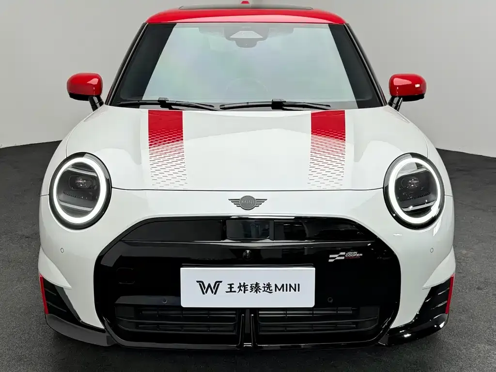 MINI JCW Electric — фото 4