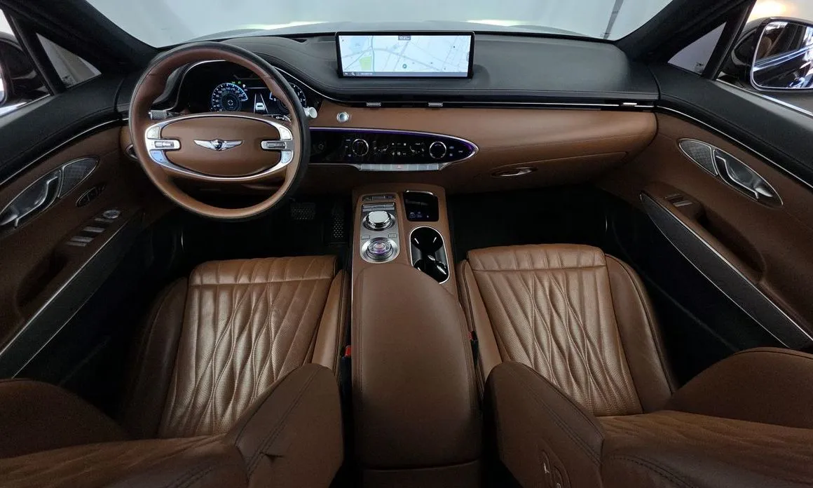 Genesis GV70 — фото 10