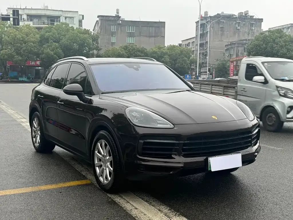 Porsche Cayenne Hybrid — фото 9