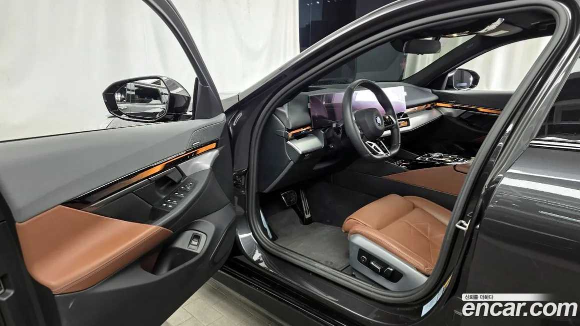 BMW i5 — фото 7