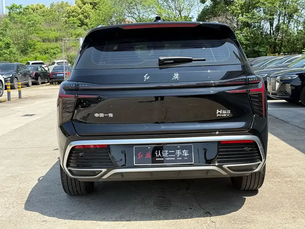 Hongqi HS3 PHEV — фото 10