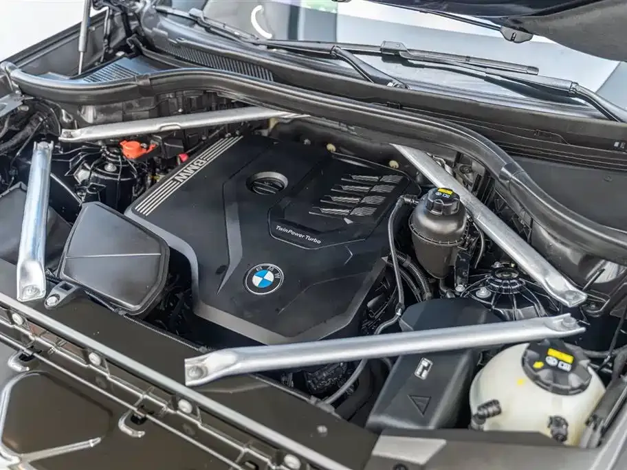BMW X5 — фото 4