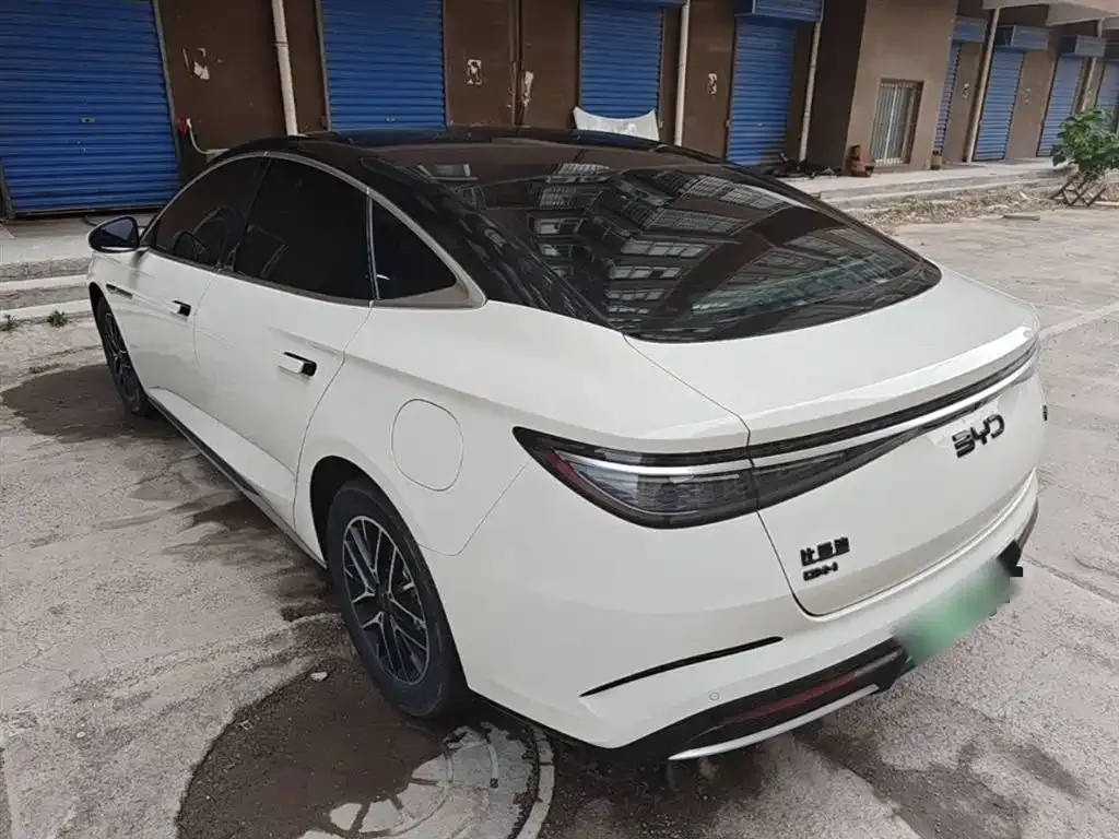 BYD Seal — фото 7