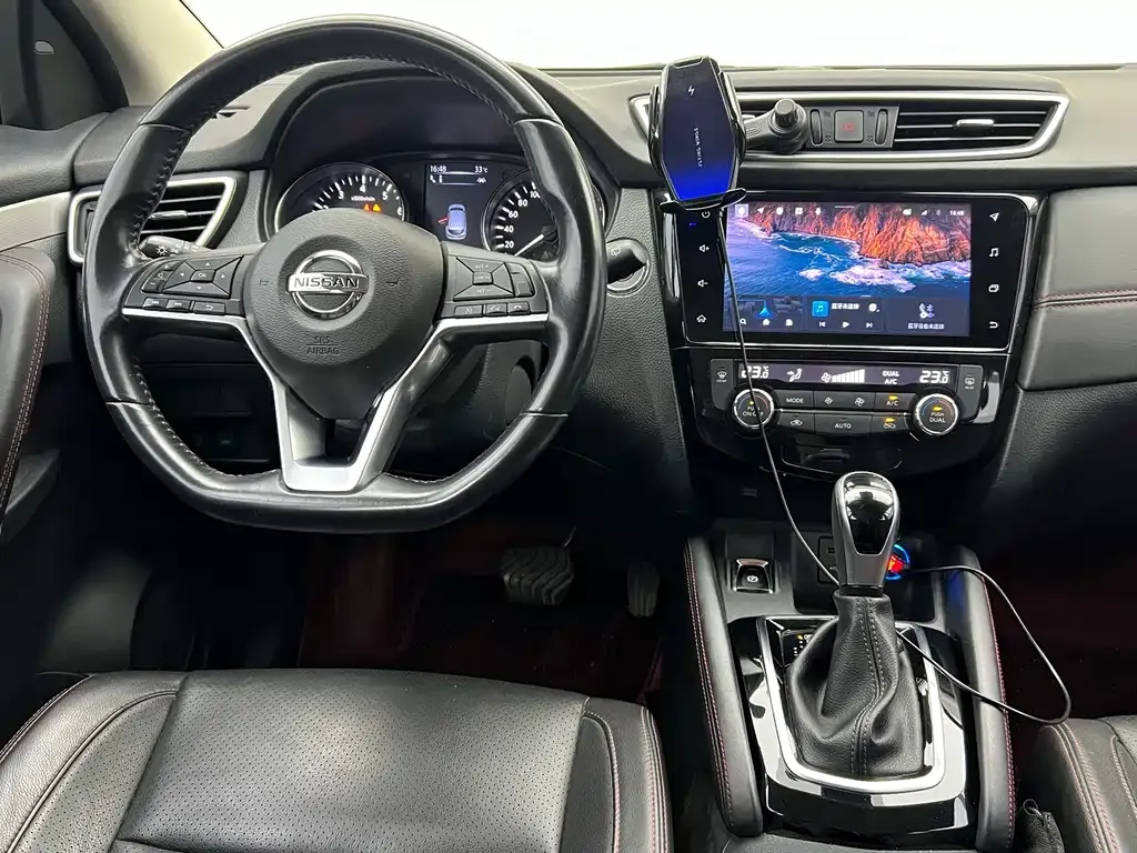 Nissan Qashqai — фото 9