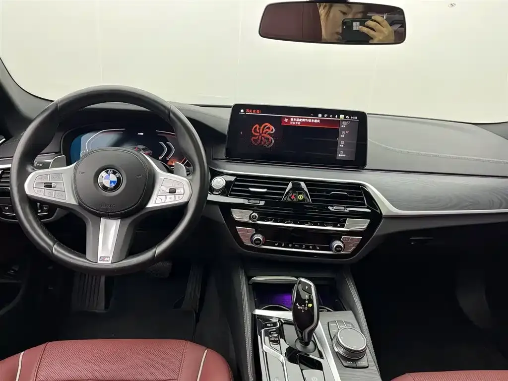 BMW 5 Series — фото 5