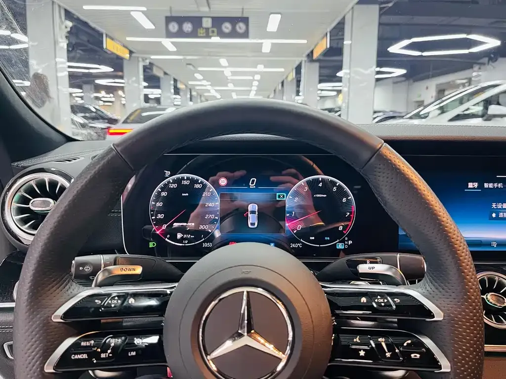 Mercedes-Benz AMG GT — фото 8