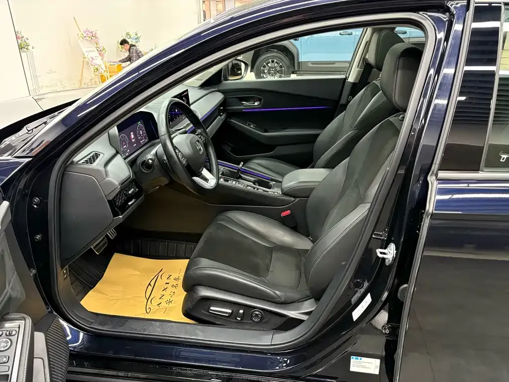 Honda Accord New Energy — фото 9