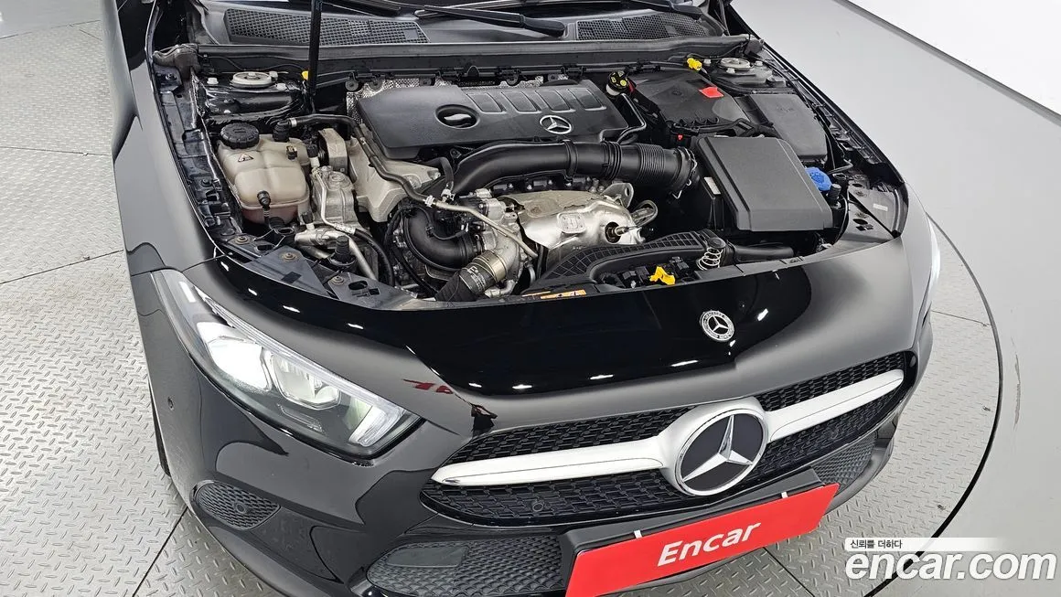 Mercedes-Benz A-Class — фото 9