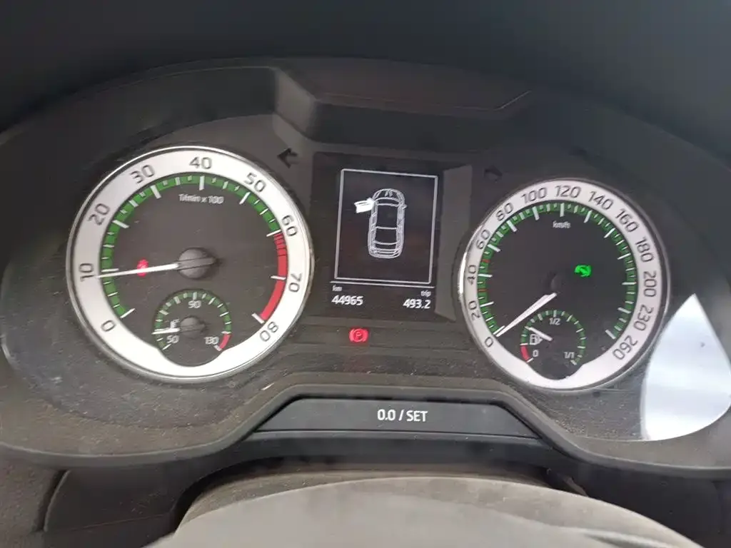 Skoda Octavia — фото 3