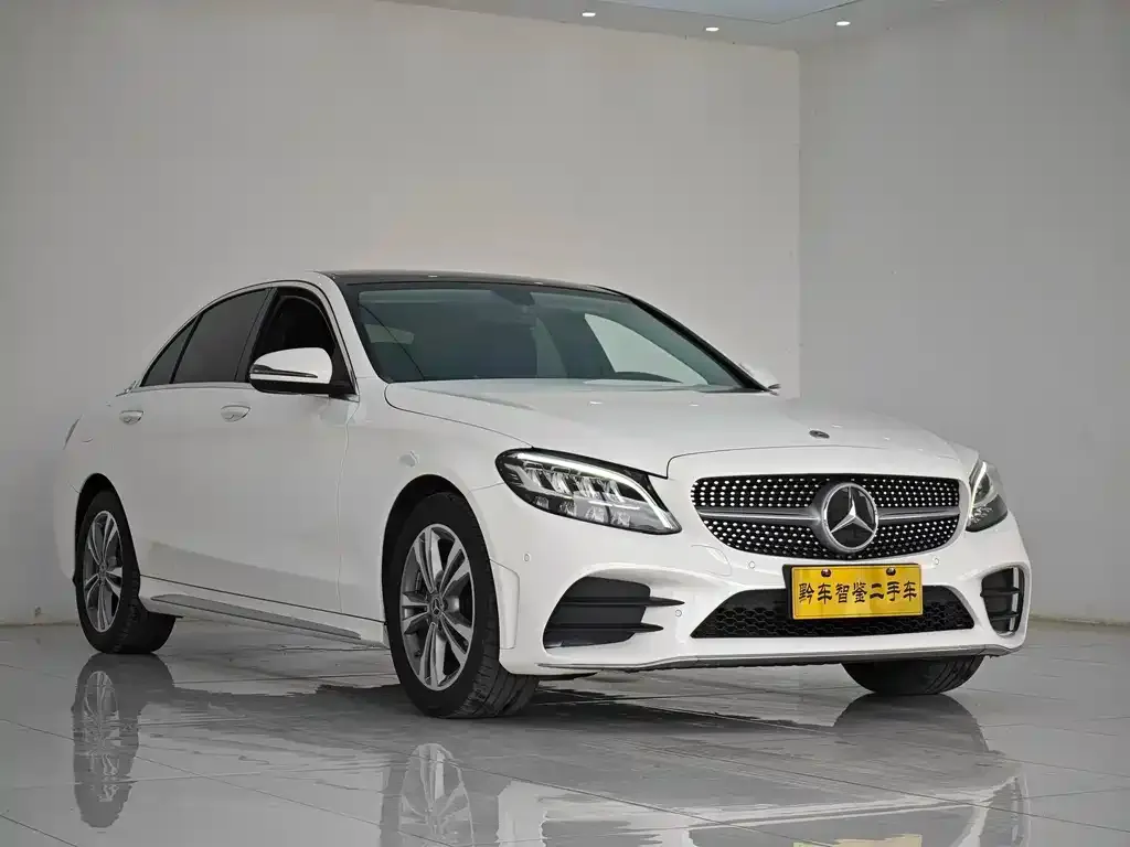 Mercedes-Benz C-Class — фото 10