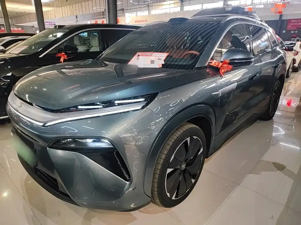 BYD Tang L — фото 10