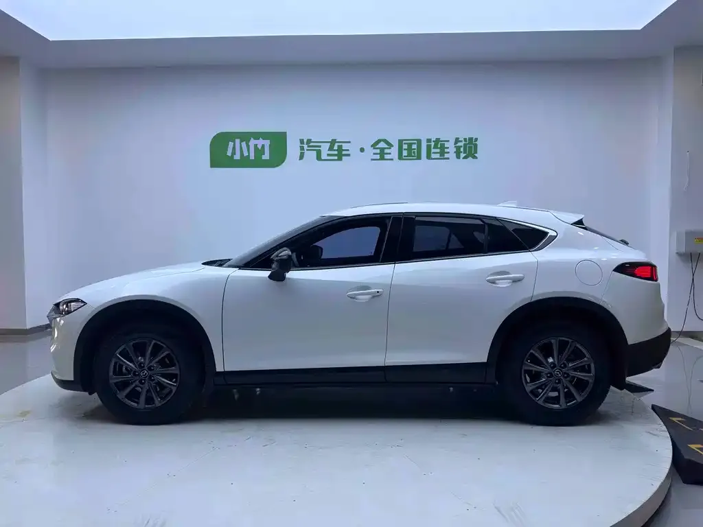 Mazda CX-4 — фото 10