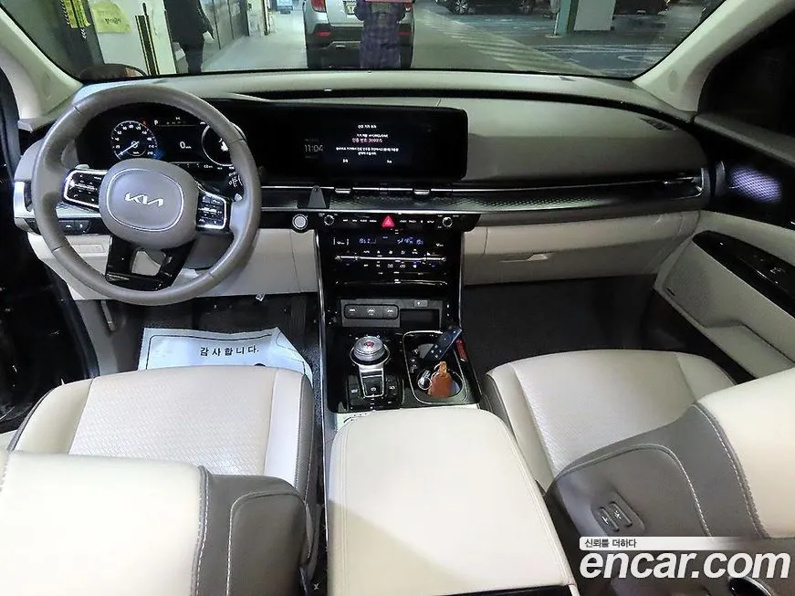 Kia Carnival — фото 10