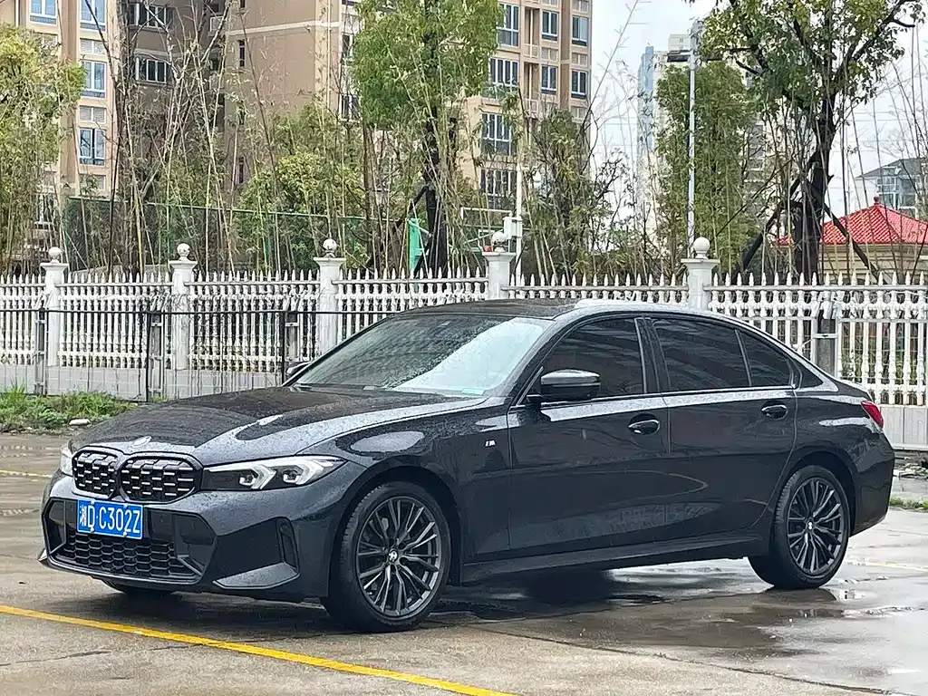 BMW 3 Series — фото 1