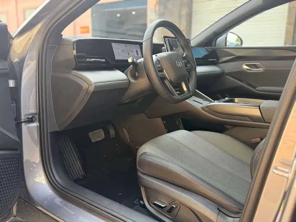 BYD Qin L — фото 2