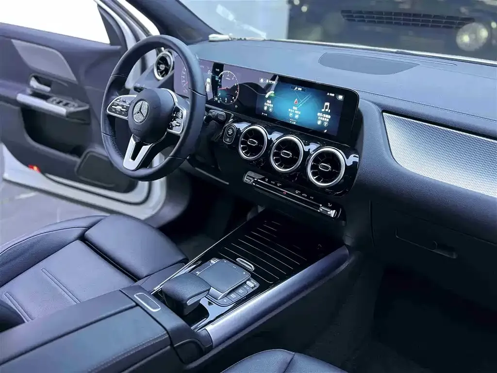 Mercedes-Benz GLA — фото 3