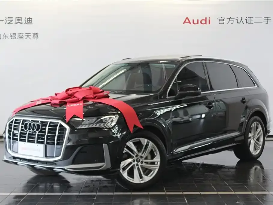Audi Q7 — фото 10