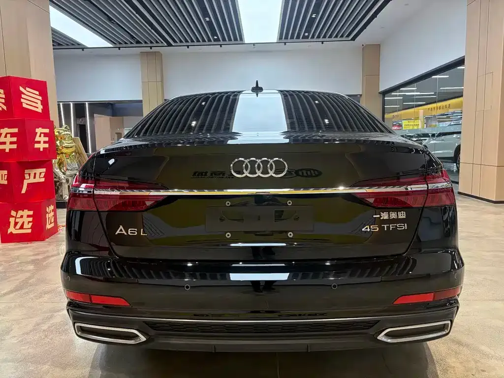 Audi A6L — фото 9