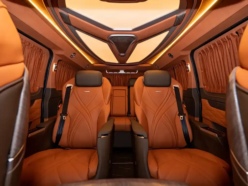 Ford Tourneo — фото 6