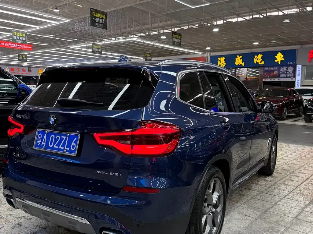 BMW X3 — фото 10