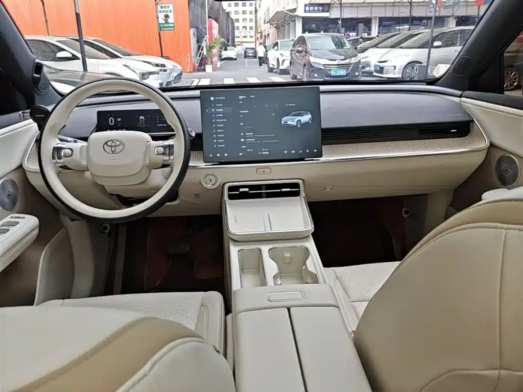 Toyota Platinum 3X — фото 4