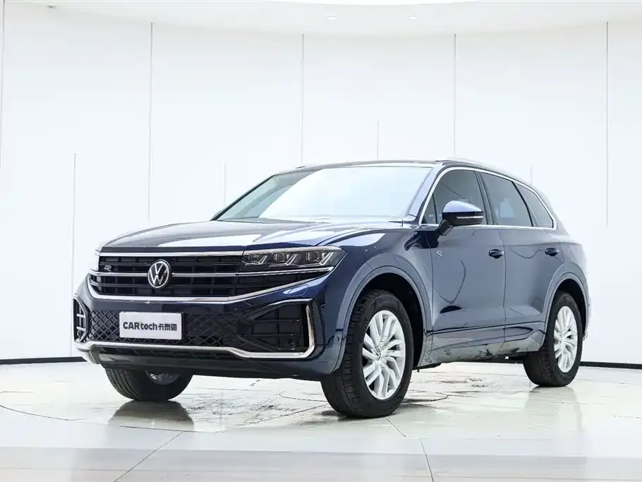 Volkswagen Touareg — фото 2